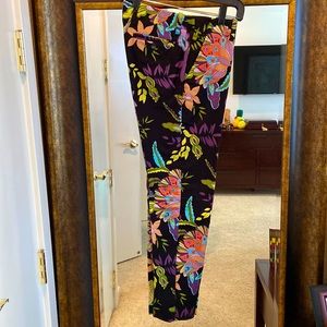 Color dress trousers by Mr Turk